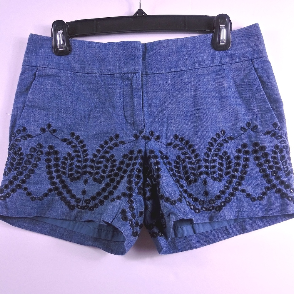Ann Taylor Loft Embroidered Shorts-Size 00 (XXS)